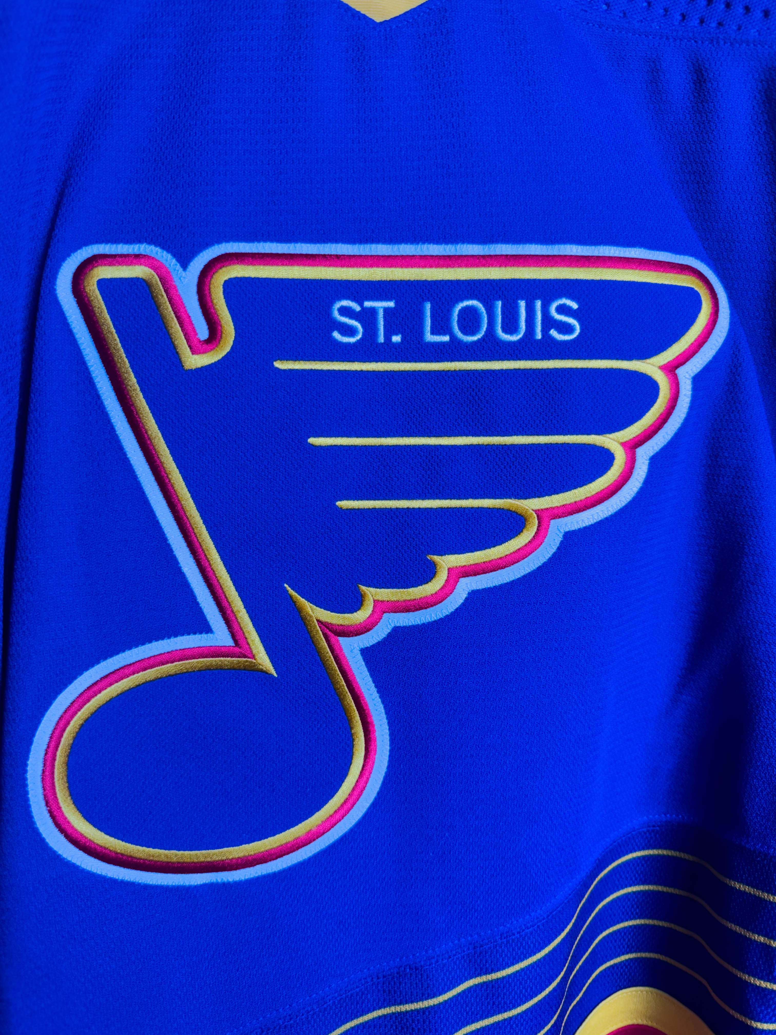 St. Louis Blues NHL Adidas MiC Team Issued 90's Vintage Jersey Size 60 (Player Size)