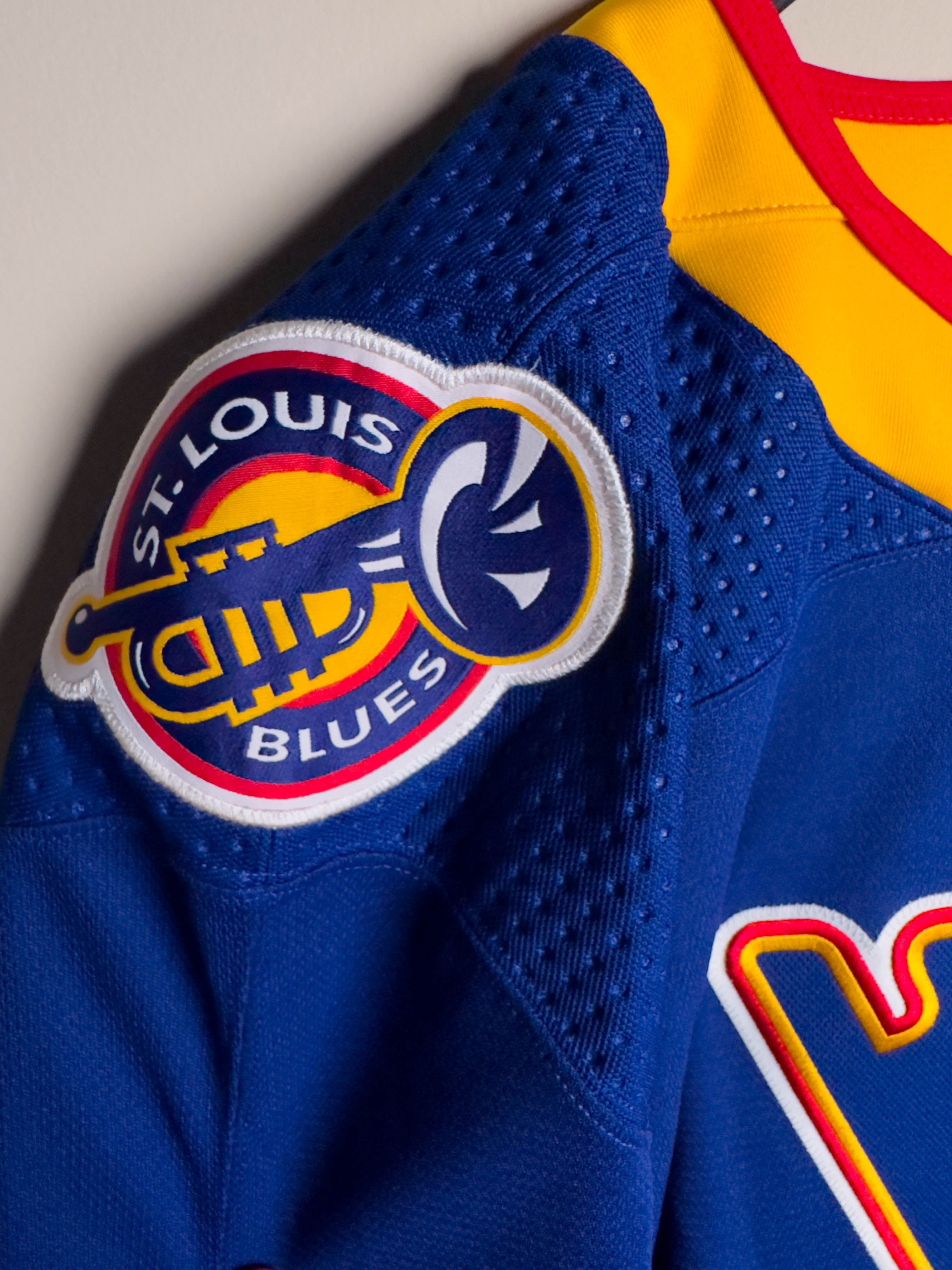 St. Louis Blues Adidas MIC Pro Stock Hockey Practice Jersey Size