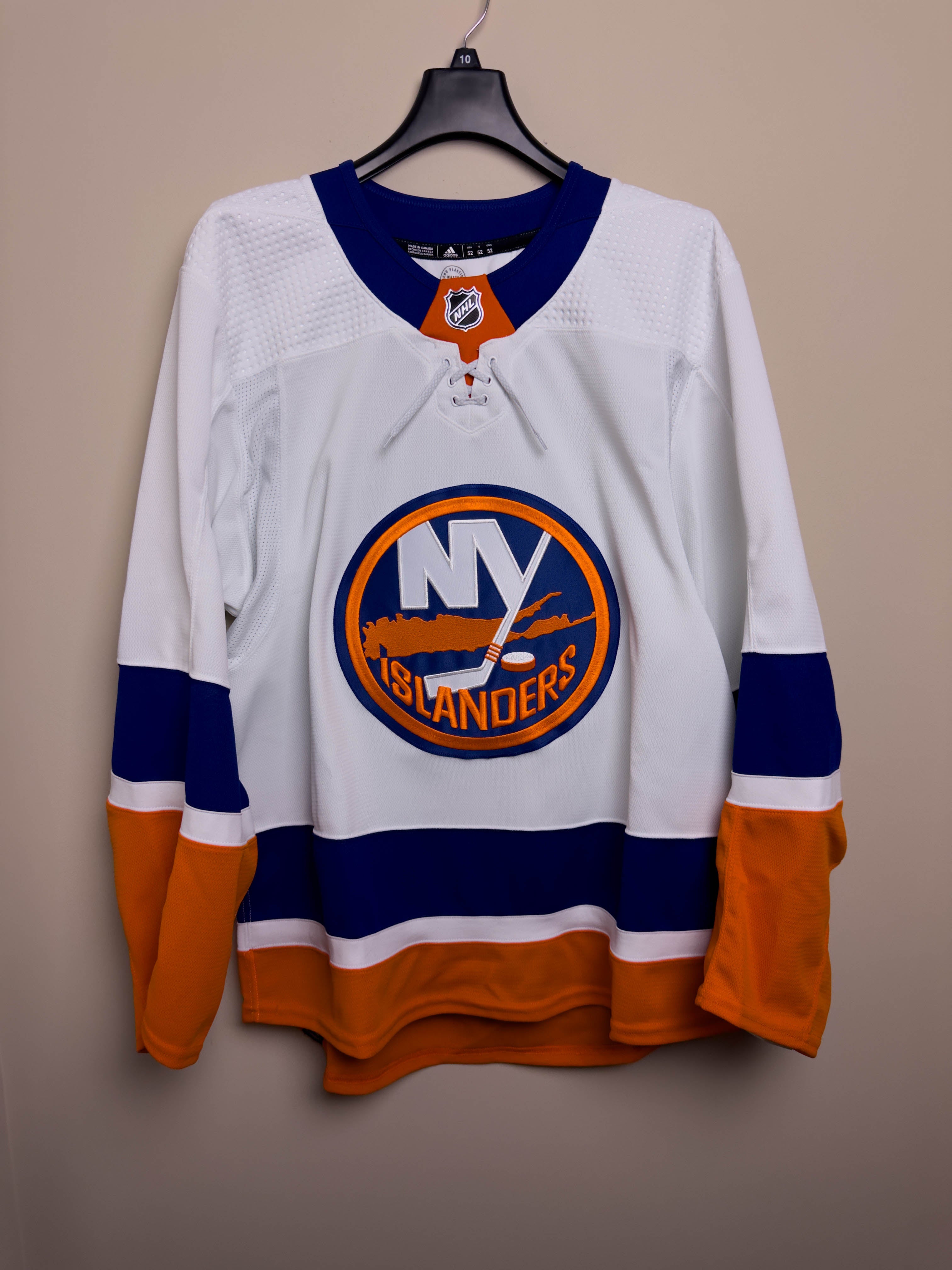 Adidas New York Islanders Hockey Fights Cancer Adizero Authentic Jersey, Men's, Size 52, White