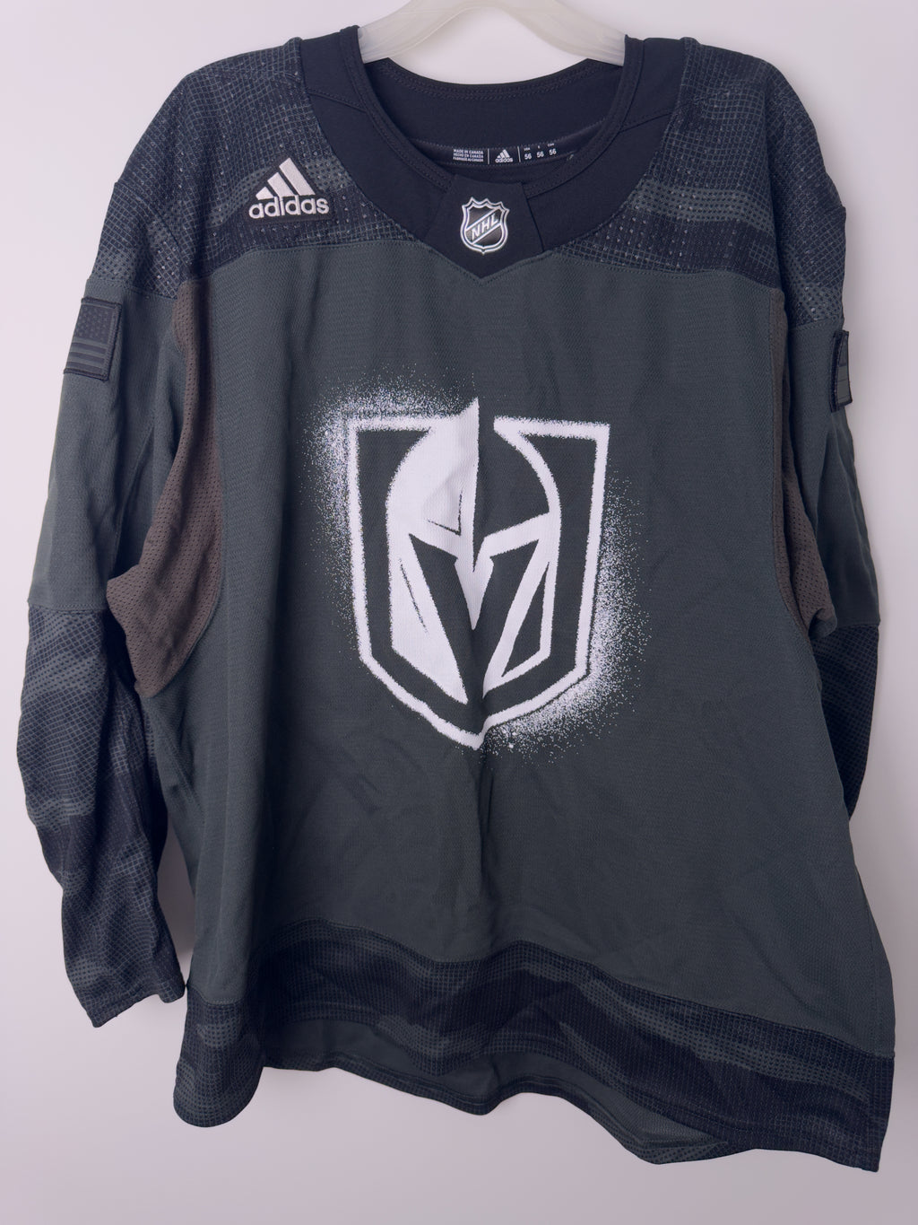 Vegas Golden Knights Adidas Made in Canada NHL Authentic Camo I Salute Military Jersey Size 56